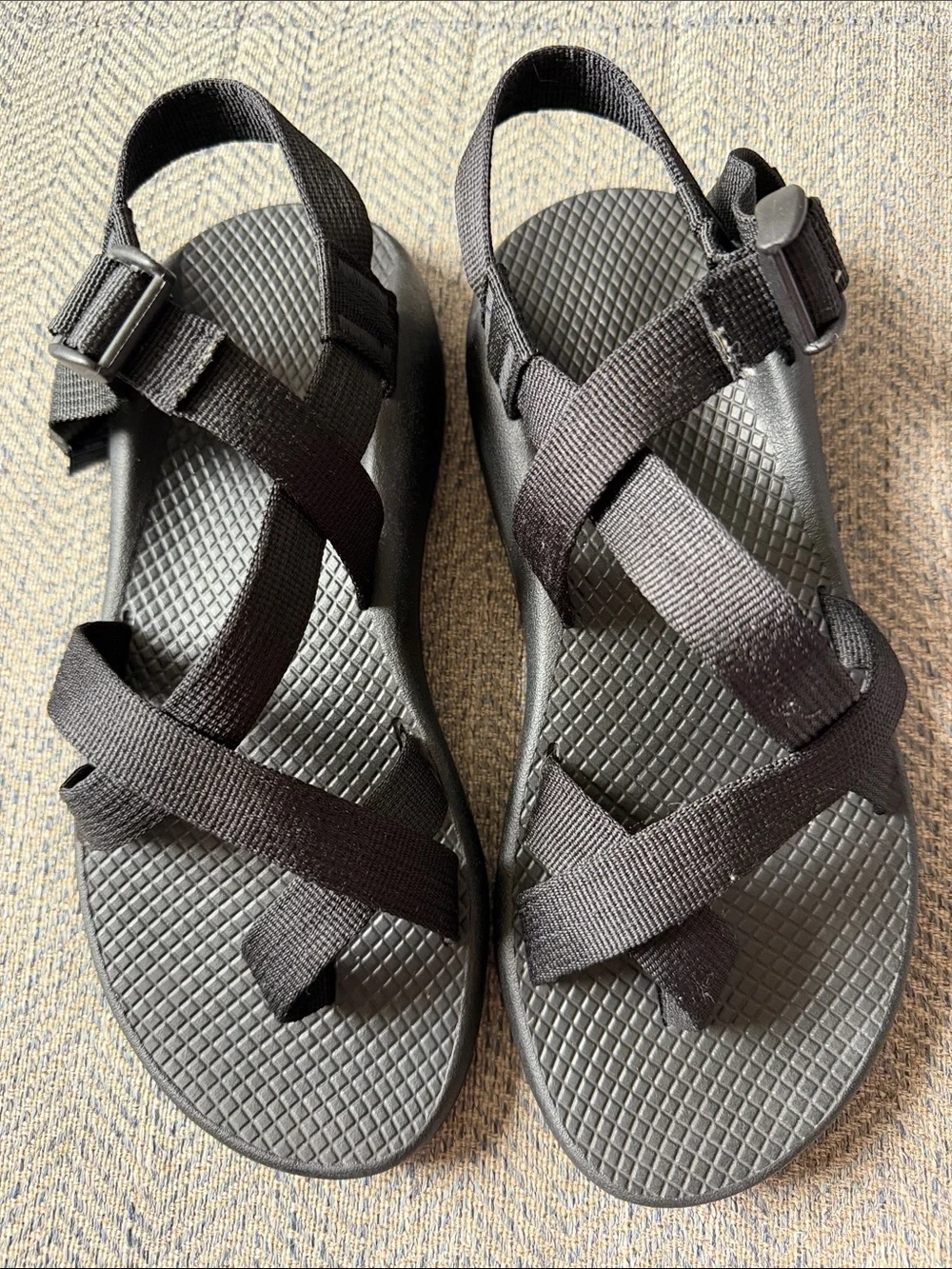 Chaco women's z/could sandals Size: 8